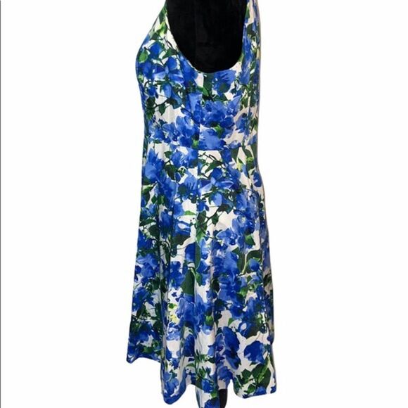 ✨ Milly for Design Nation Paneled Floral Dress✨ - Picture 4 of 7